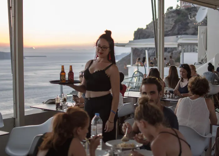 Hotel On The Cliff 4*