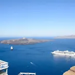 On The Cliff Hotel Fira (Santorini)