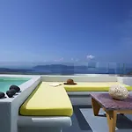 On The Cliff Hotel Fira (Santorini)