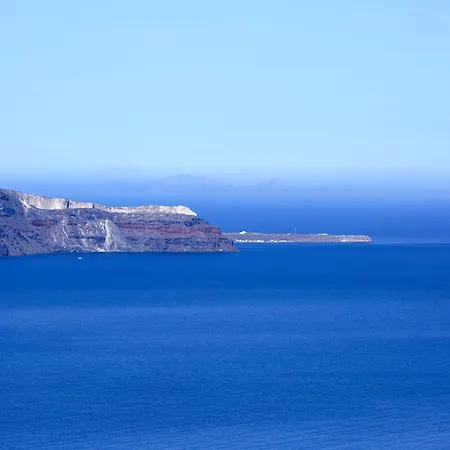 On The Cliff Hotel 4*