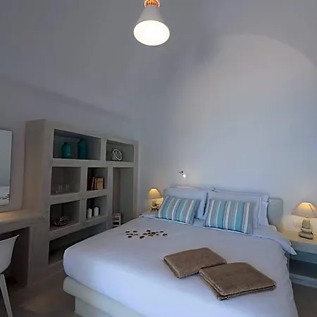Hotel On The Cliff