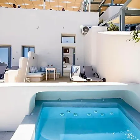 On The Cliff Hotel Fira (Santorini)