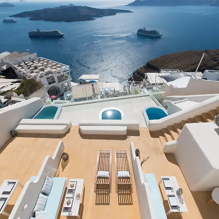 Hotel On The Cliff