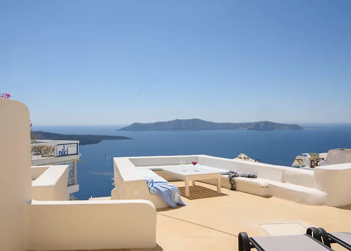 On The Cliff Hotel 4*