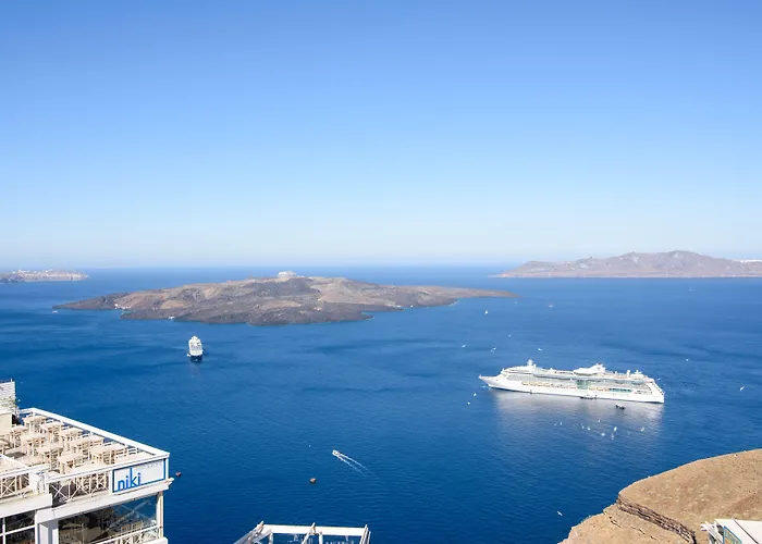 Hotel On The Cliff 4*