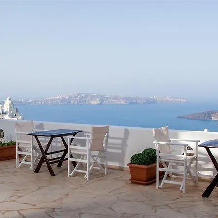 On The Cliff 4* Fira (Santorini)