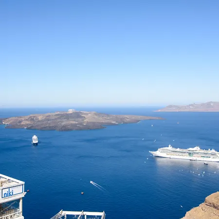 On The Cliff Hotel Fira (Santorini)