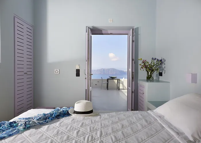 On The Cliff 酒店 4*