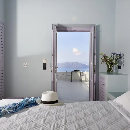 On The Cliff Hotel 4*