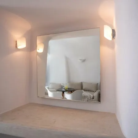 On The Cliff Hotel 4*