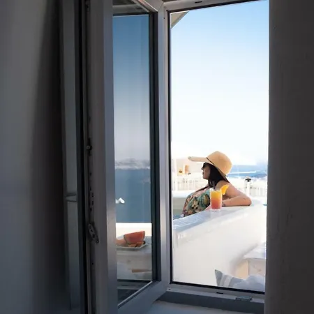 Hotel On The Cliff